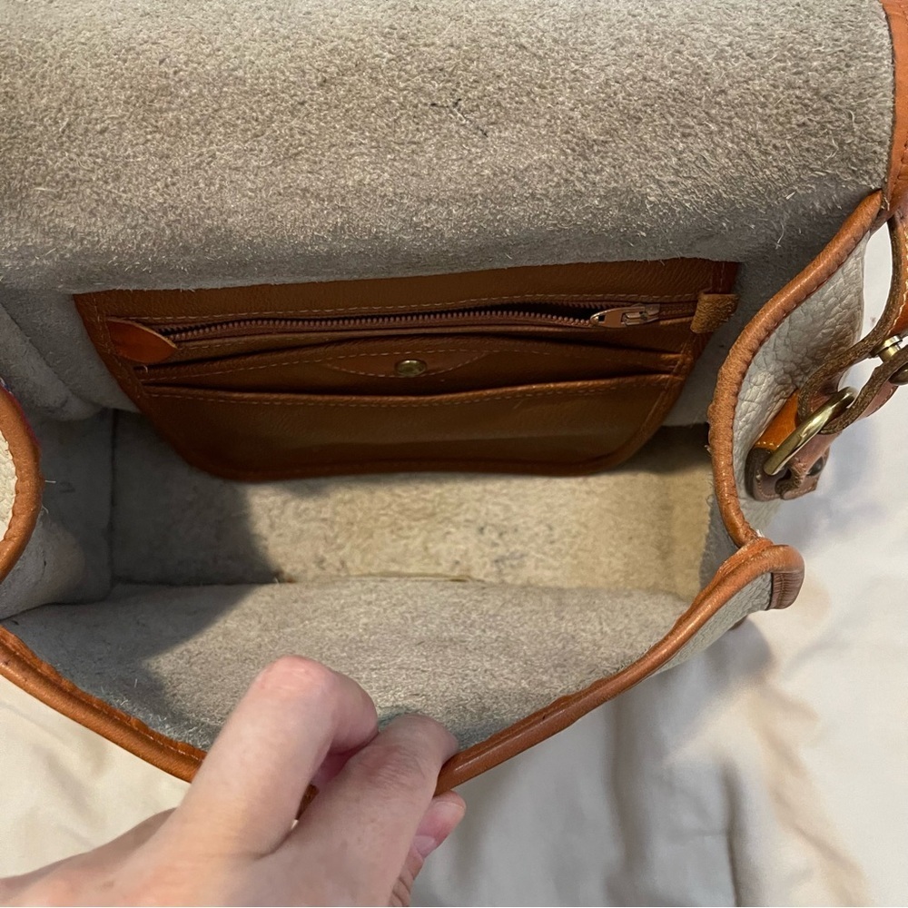Dooney & Bourke Vintage All-Weather Leather Crossbody Bag – Taupe & Tan Trim - Picture 5 of 12